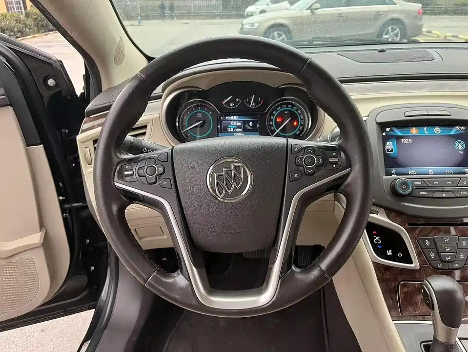 Buick Lacrosse