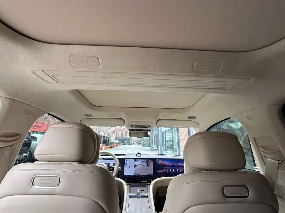 AITO Ask the world M9