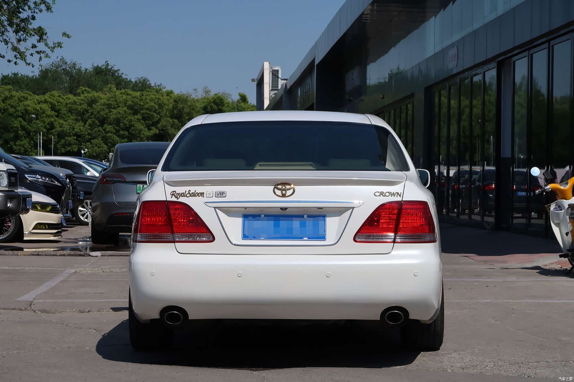 Toyota Crown, 2008 4
