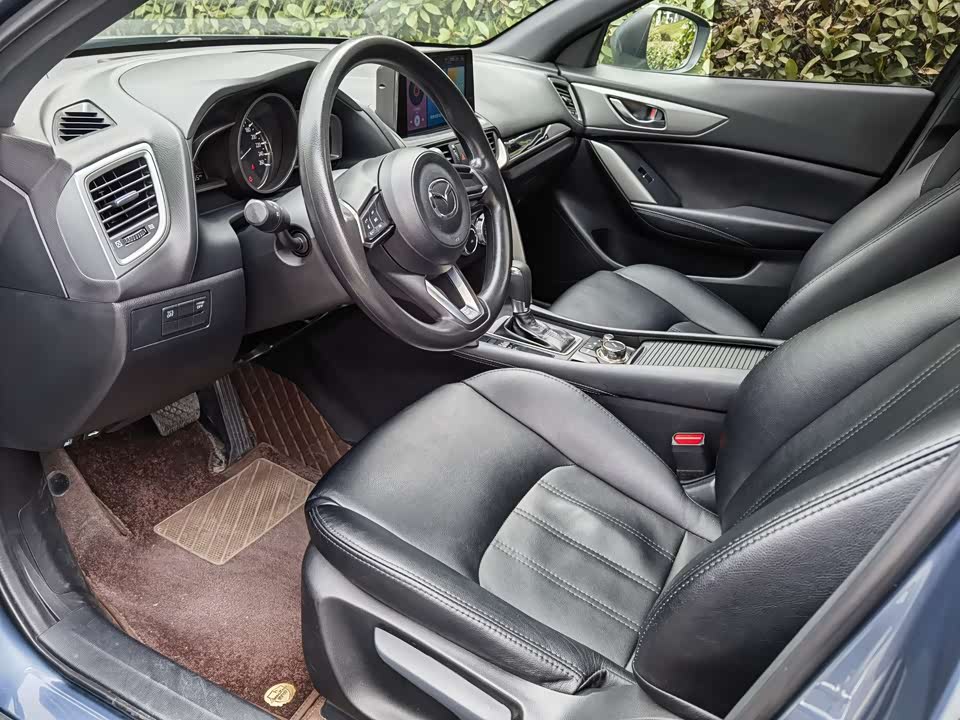 Mazda CX-4