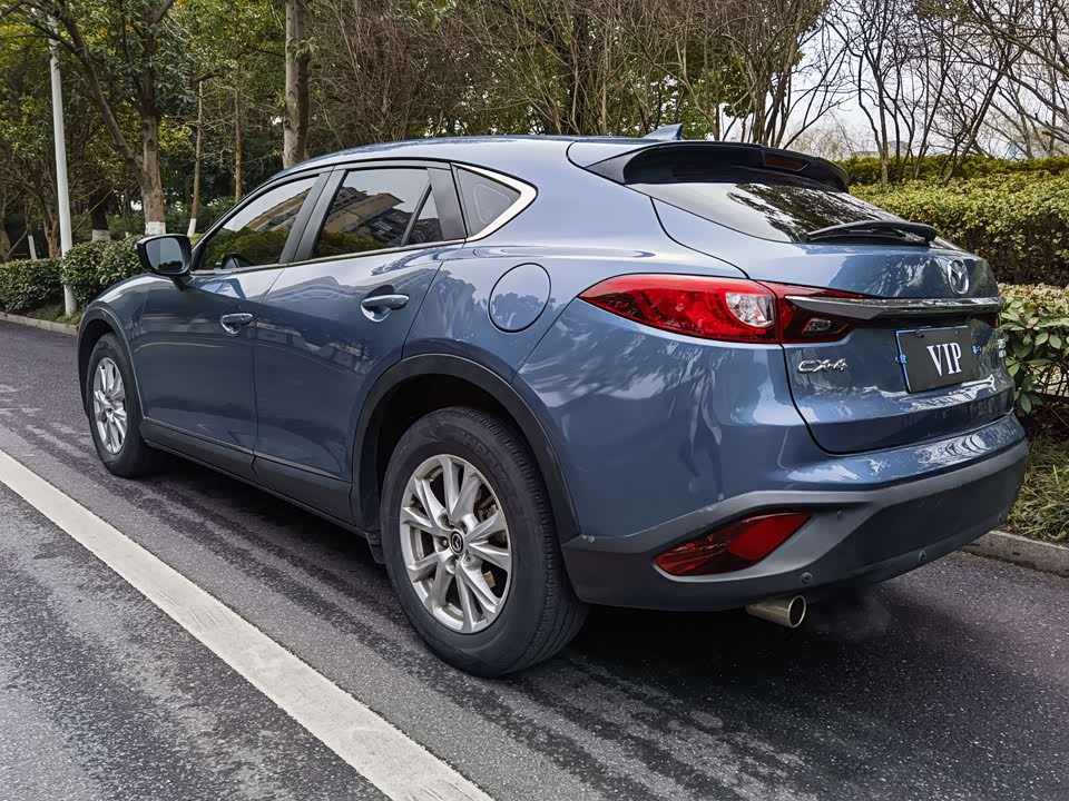 Mazda CX-4