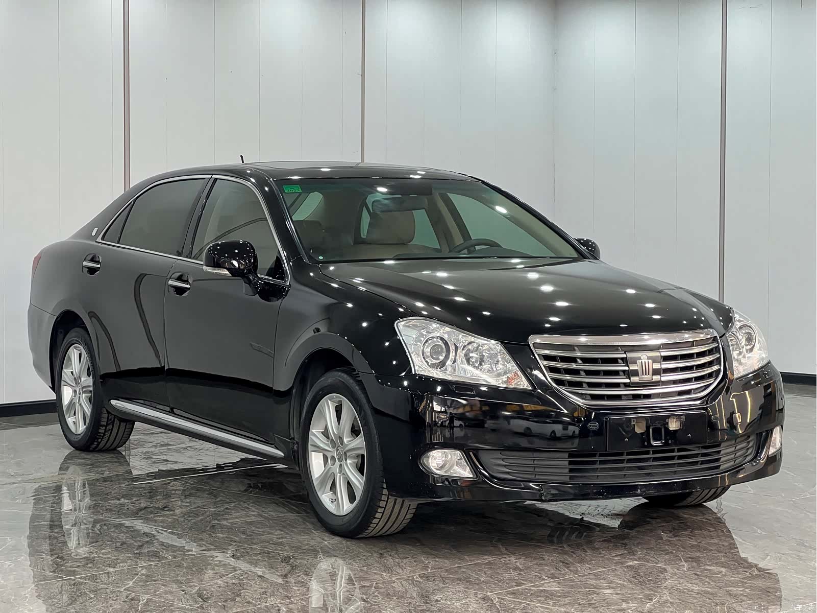 Toyota Crown, 2010 2