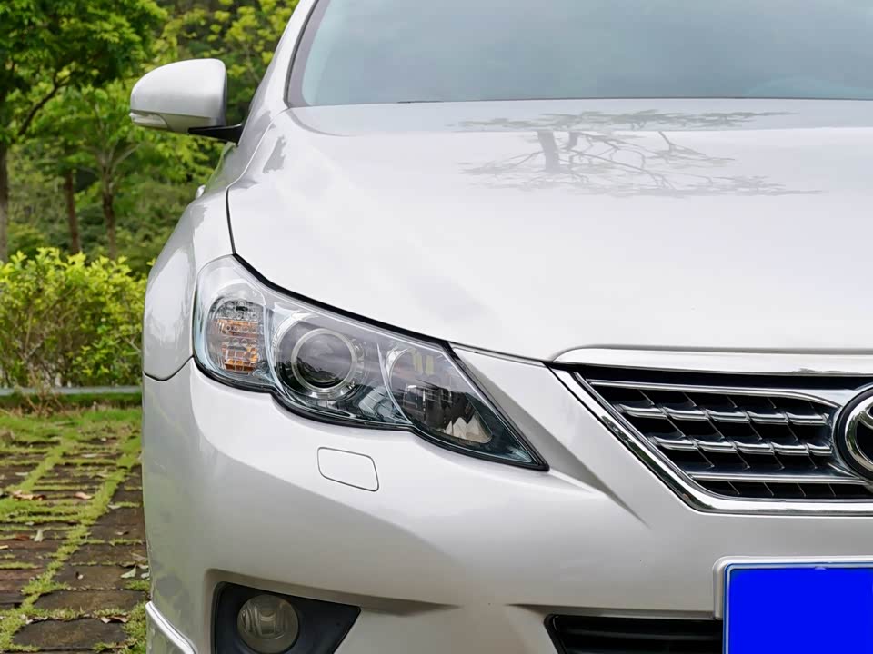 Toyota Reiz Toyota Reiz