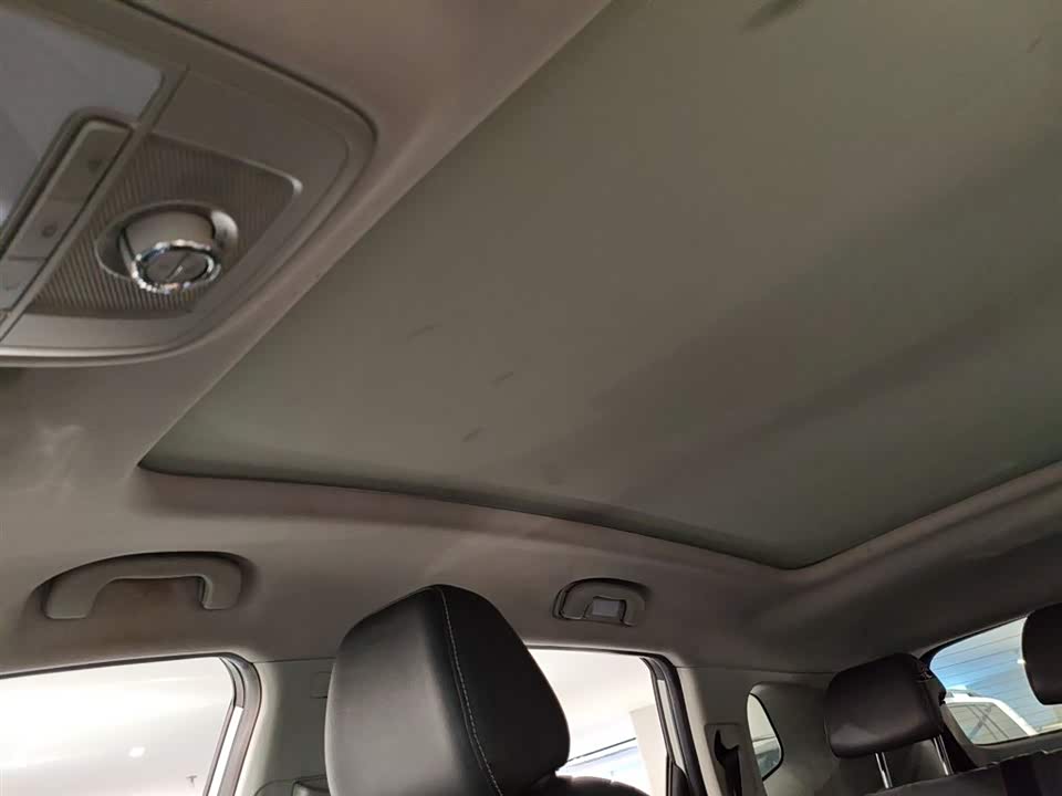 Roewe RX5 New energy