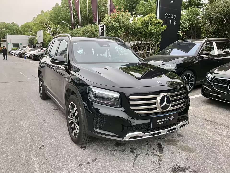 Mercedes-Benz GLB Mercedes-Benz GLB
