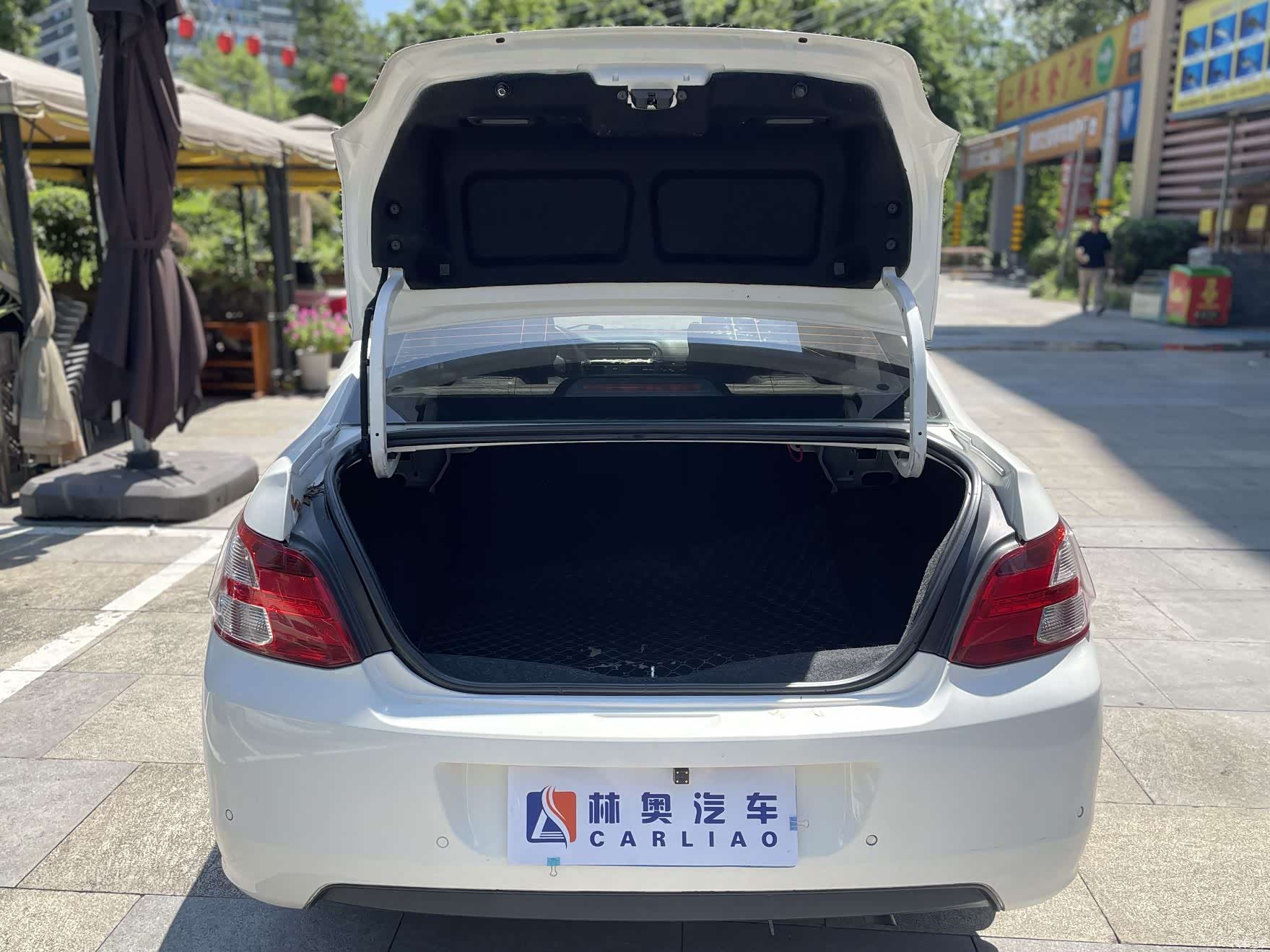 Peugeot 301, 2016 34