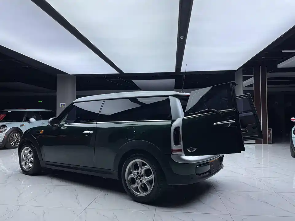 MINI CLUBMAN
