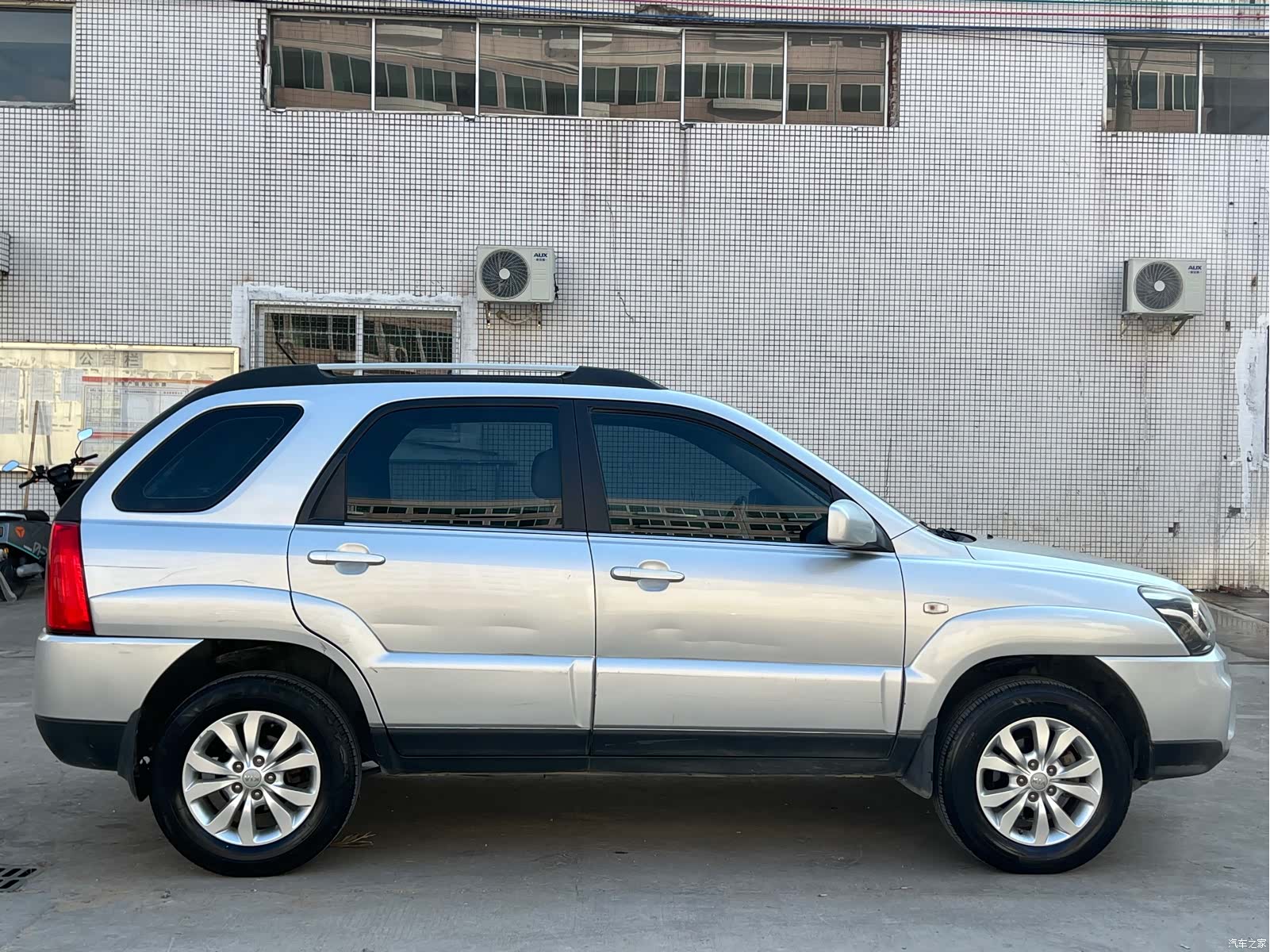 Kia GL, 2013 7