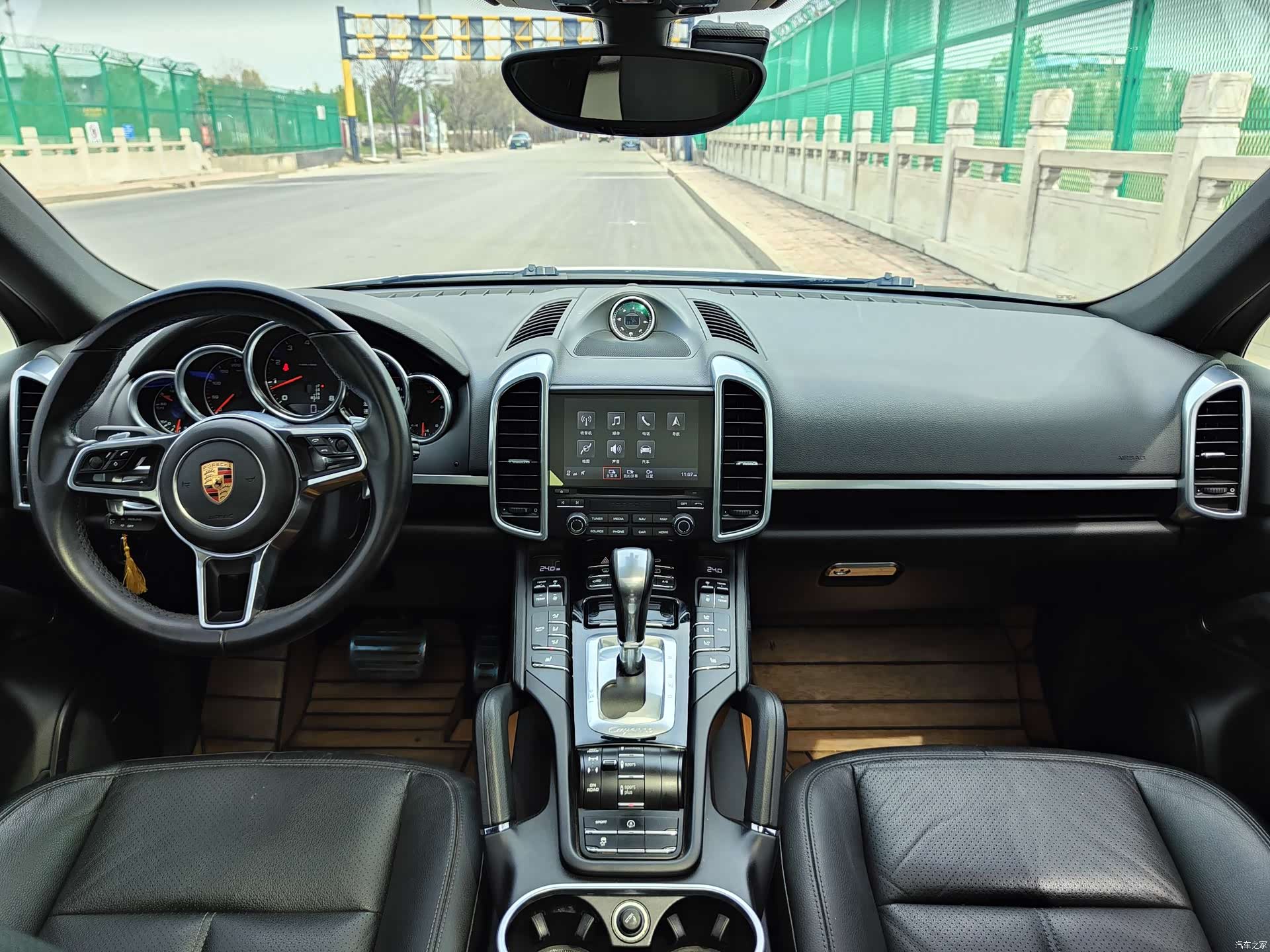 Porsche Cayenne, 2017 12