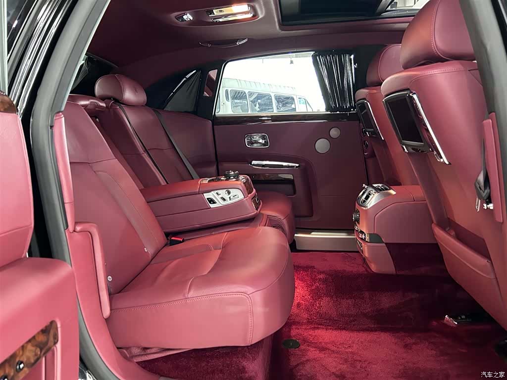 Rolls-Royce Ghost, 2014 18