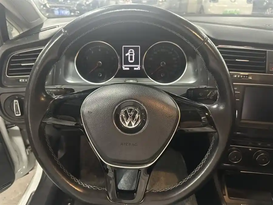 Volkswagen Golf Volkswagen Golf