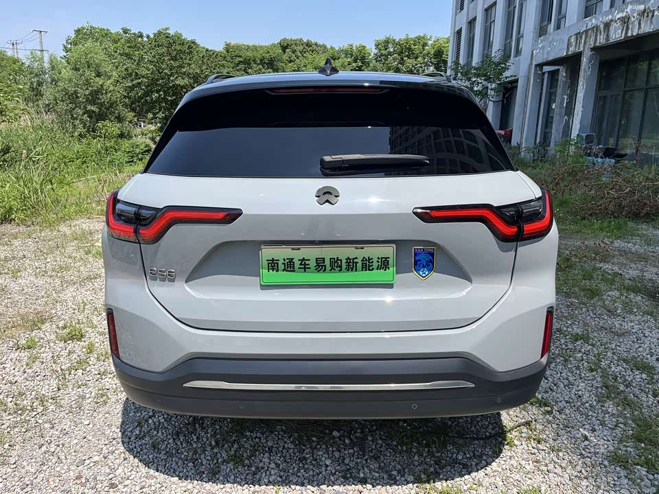 NIO ES6