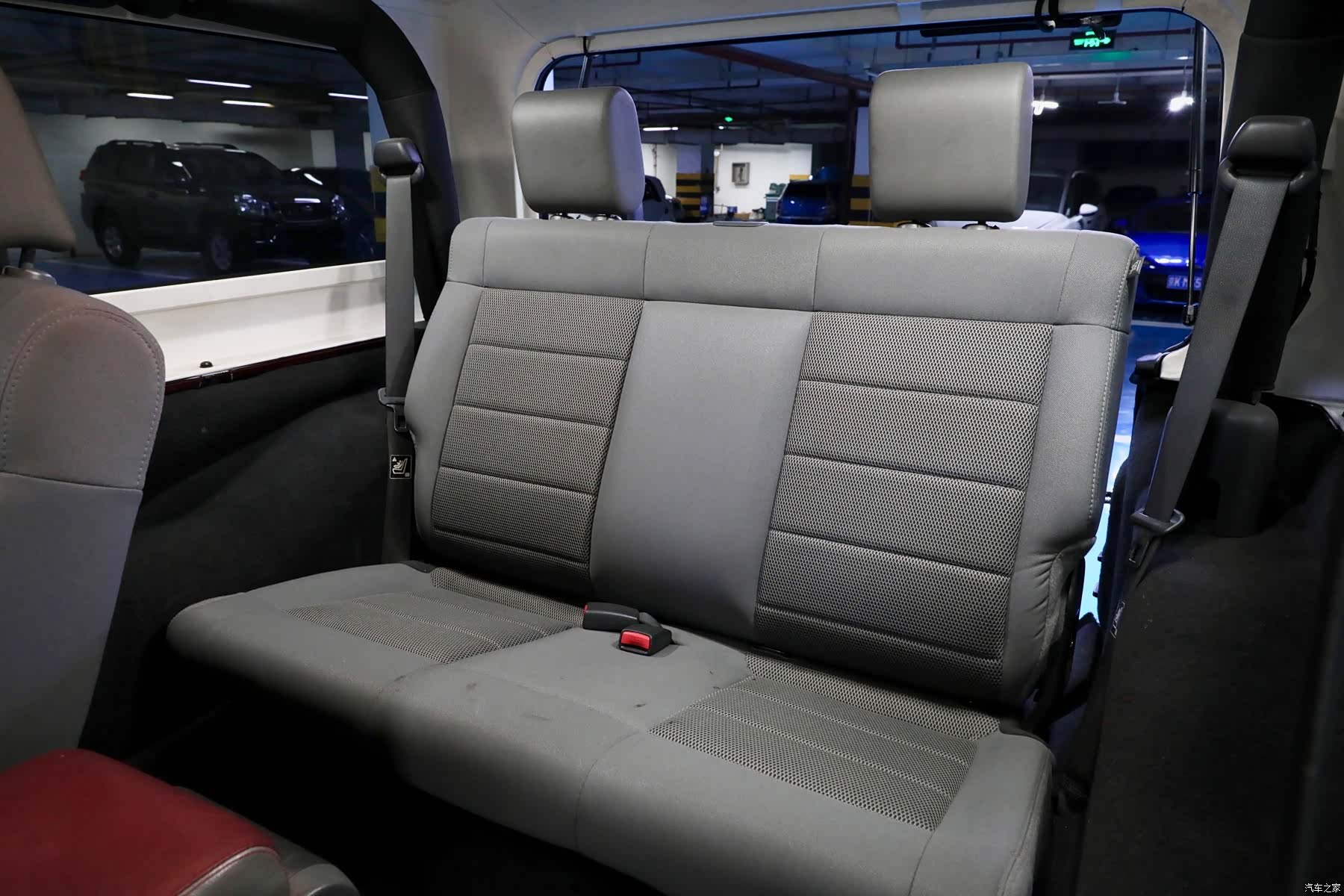 Jeep Wrangler, 2010 10