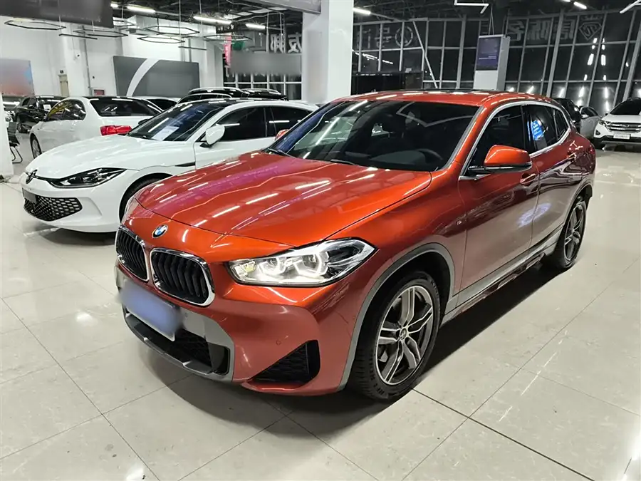 BMW X2