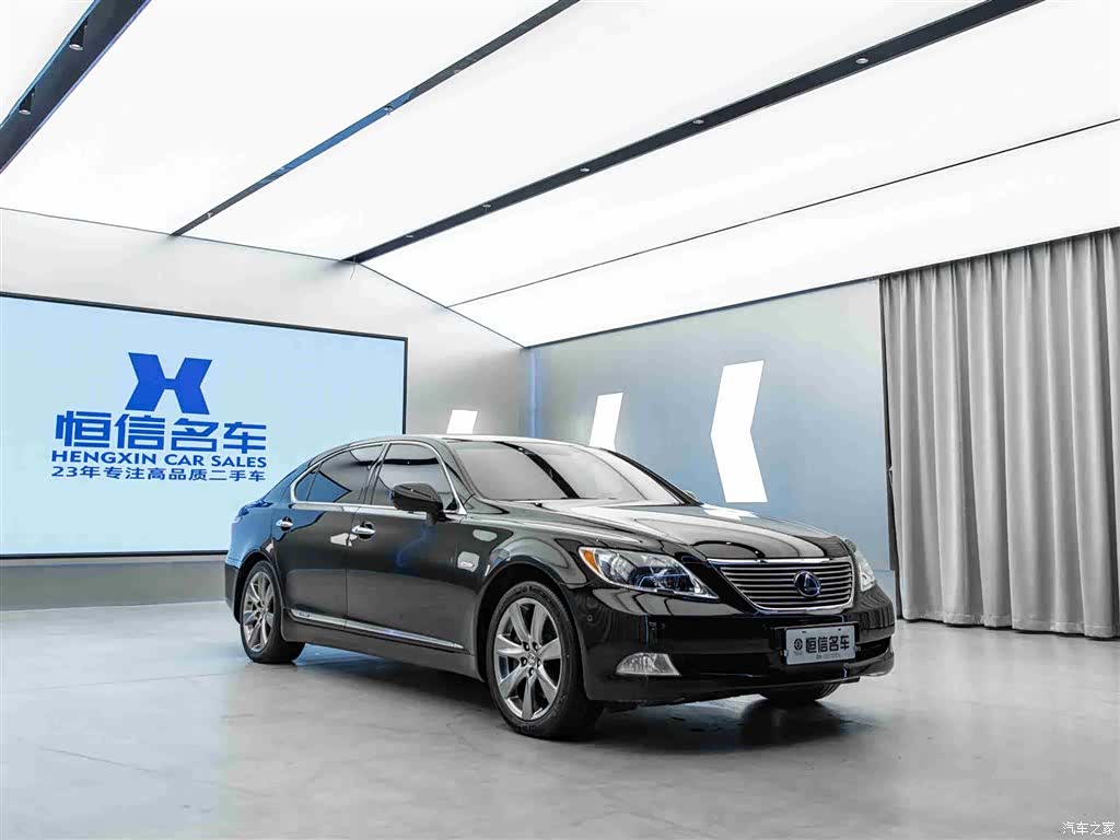Lexus LS, 2008 1