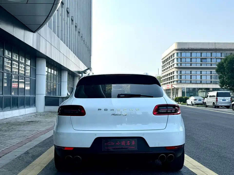 Porsche Macan