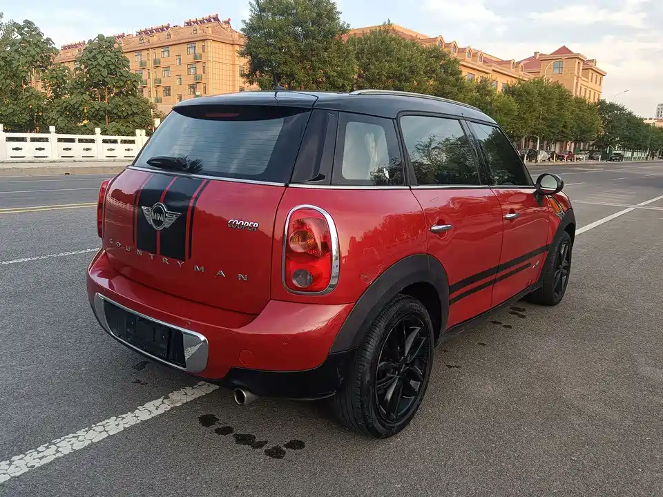MINI COUNTRYMAN