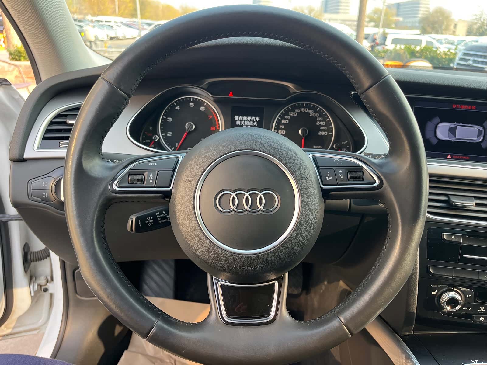 Audi A4, 2014 31