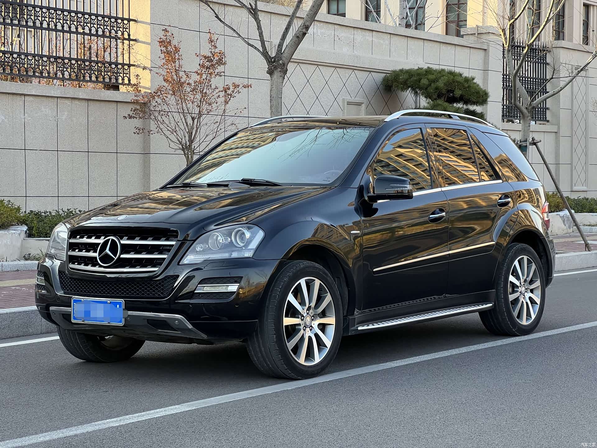 Mercedes-Benz M-Class, 2011 1