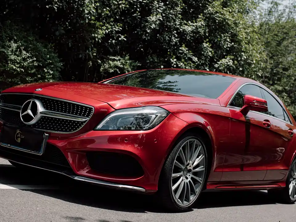 Mercedes-Benz CLS Mercedes-Benz CLS