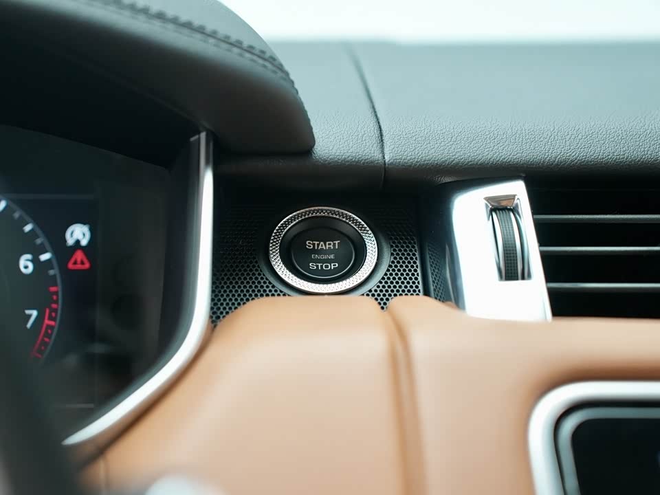 Land Rover Range Rover Sport Land Rover Range Rover Sport