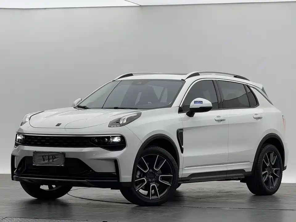 Lynk & Co 01