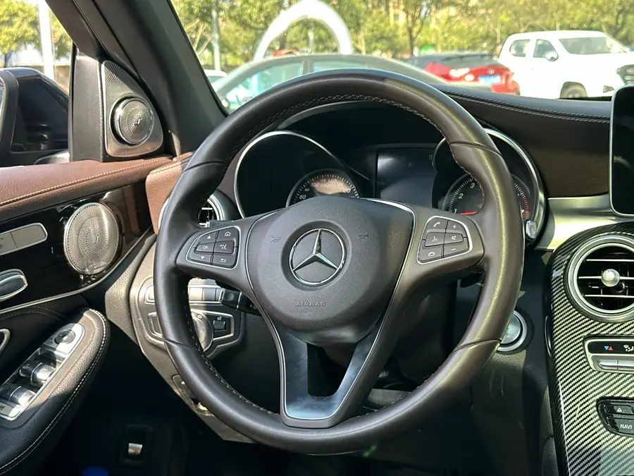 Mercedes Benz GLC