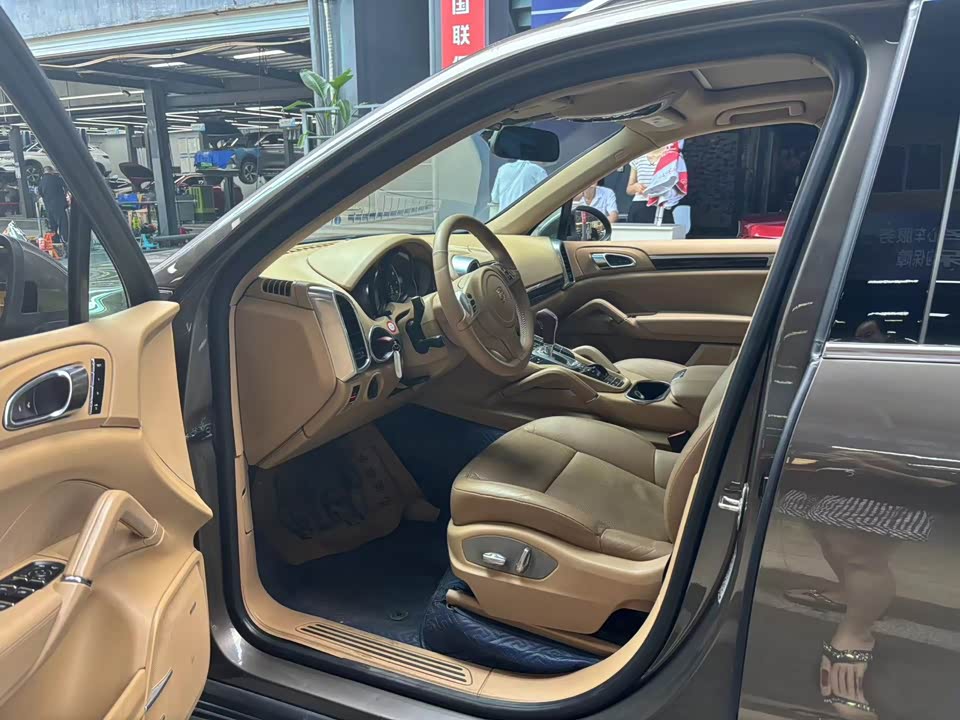Porsche Cayenne Porsche Cayenne