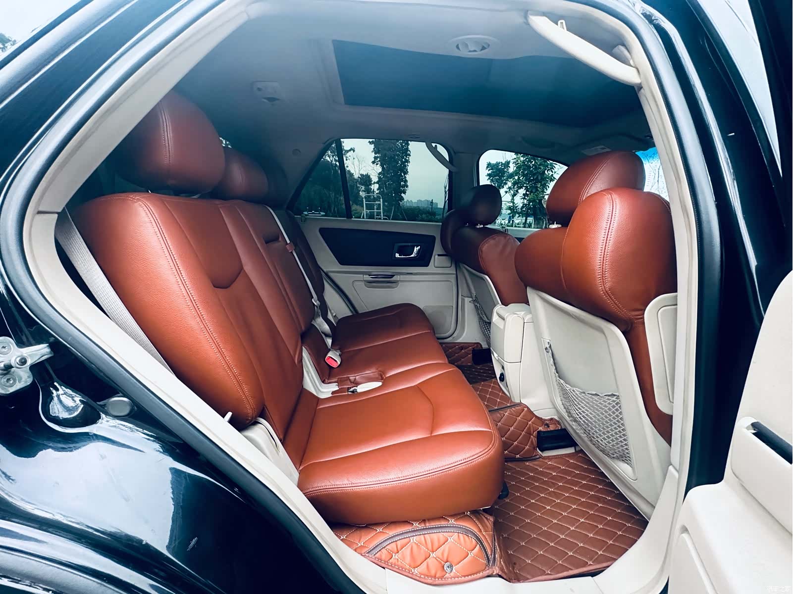 Cadillac SRX, 2006 12