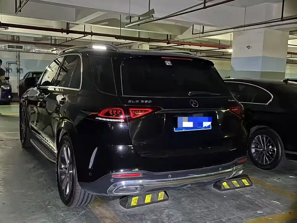 Mercedes-Benz GLE Mercedes-Benz GLE
