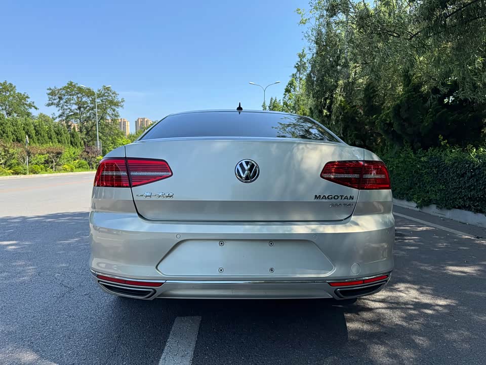 Volkswagen Magotan