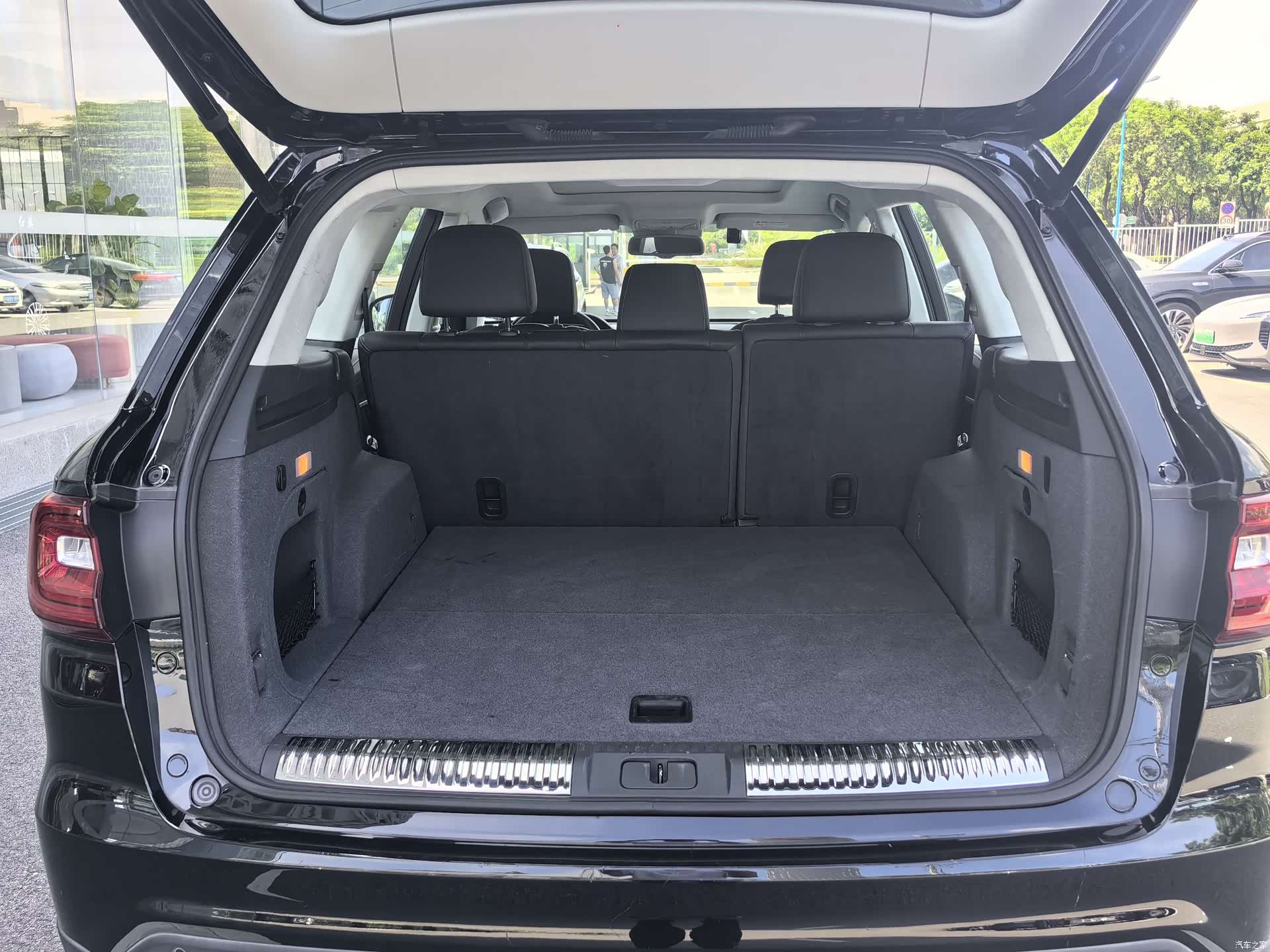 Hongqi HS7, 2022 22