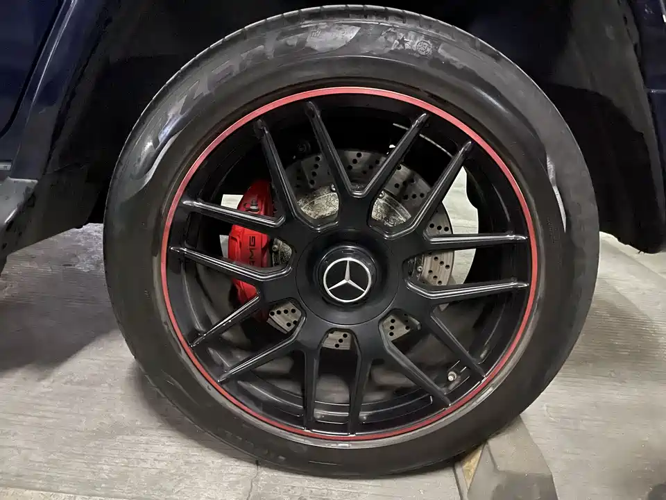 Mercedes-Benz G-class