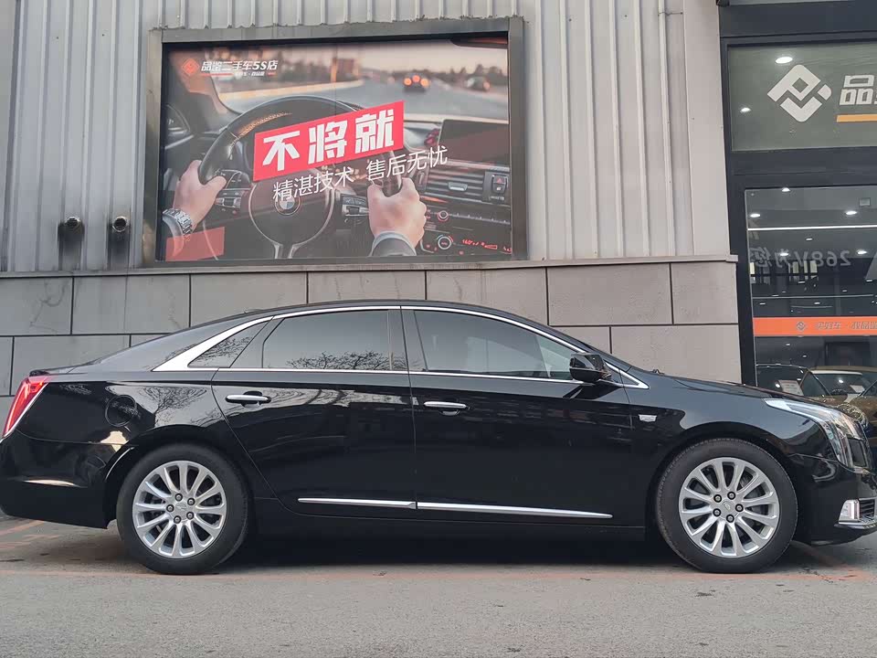 Cadillac XTS
