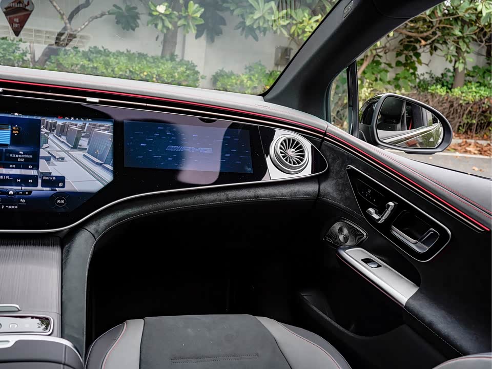 Mercedes-Benz EQE AMG