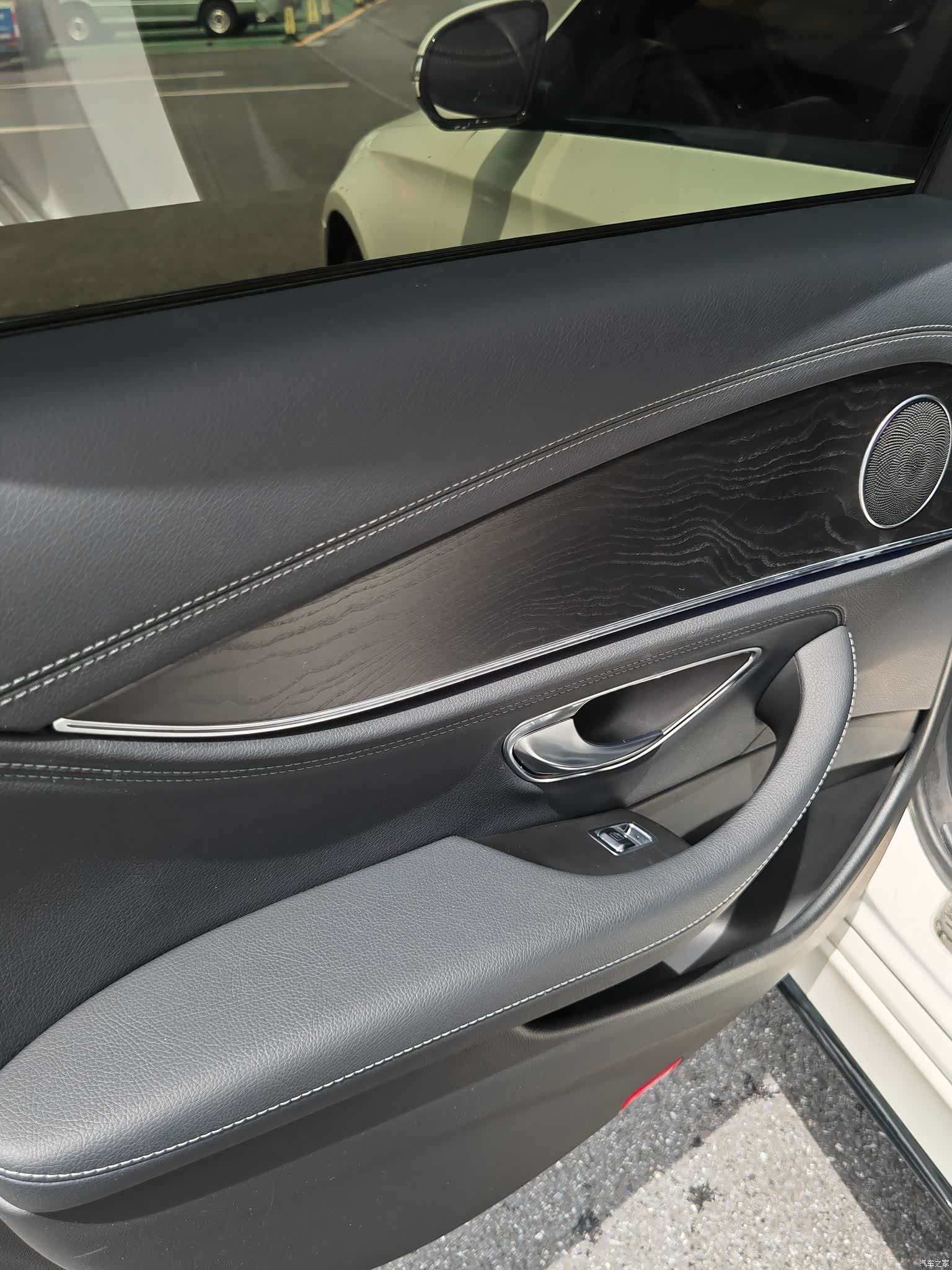 Mercedes-Benz E-Class, 2018 11