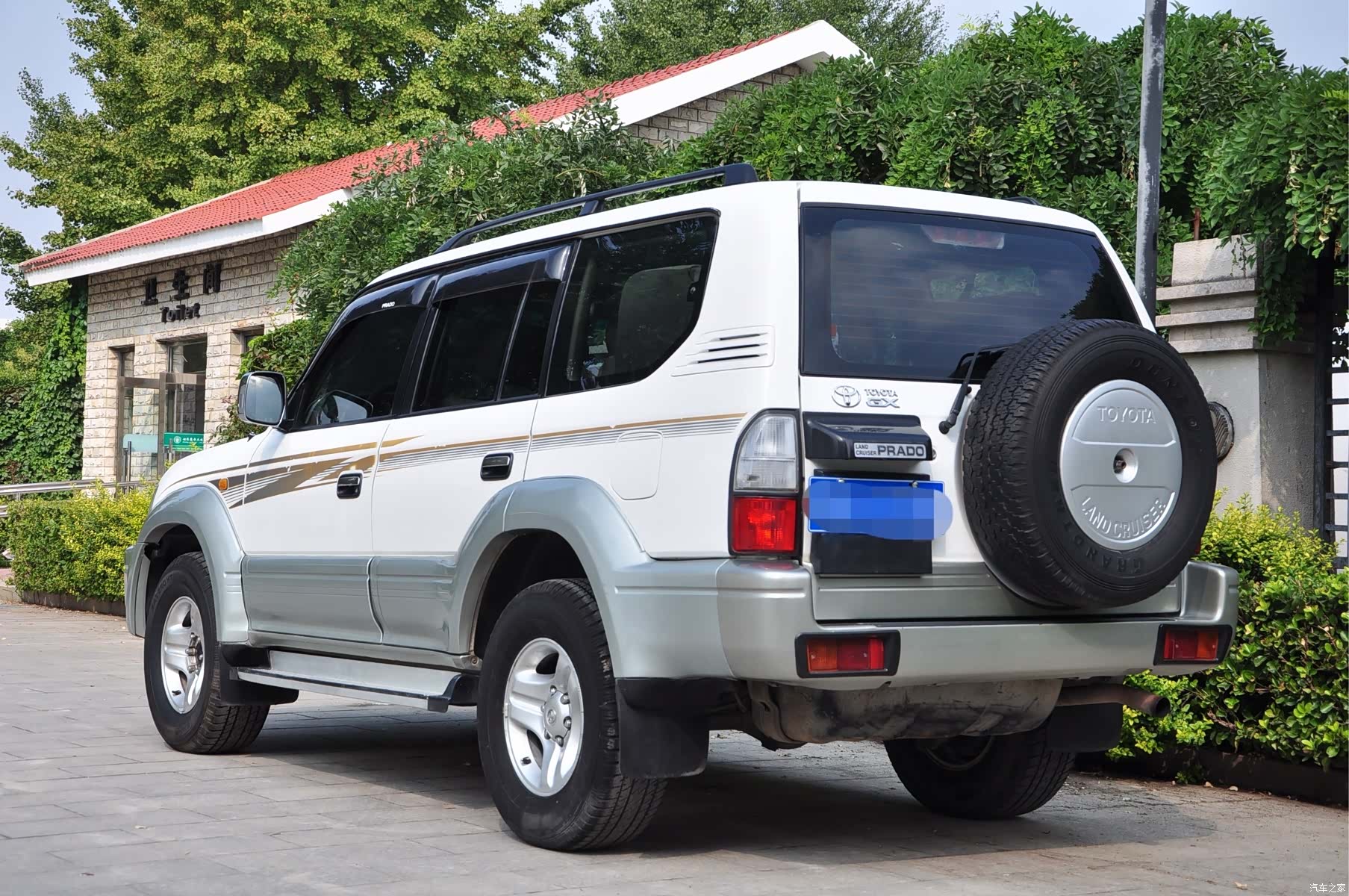 Toyota Prado, 2002 3