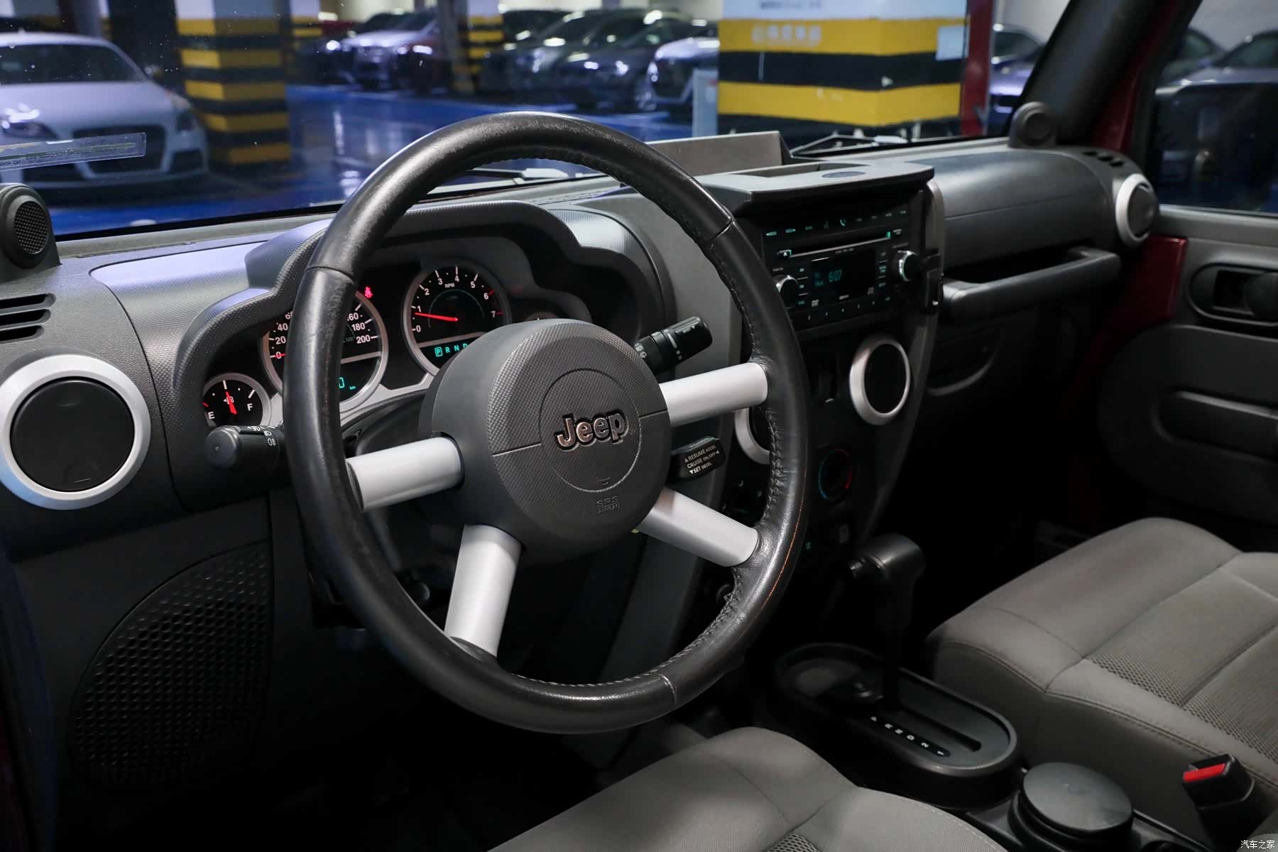 Jeep Wrangler, 2010 11