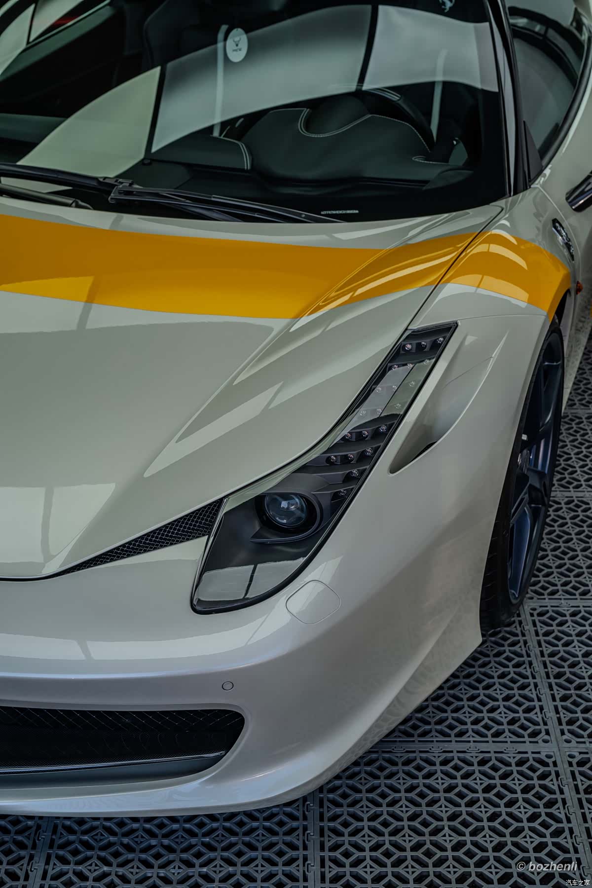 Ferrari 458, 2012 4
