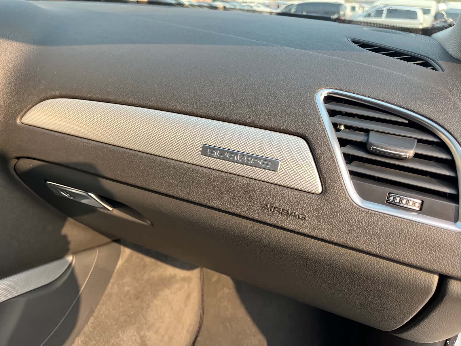 Audi A4, 2014 24