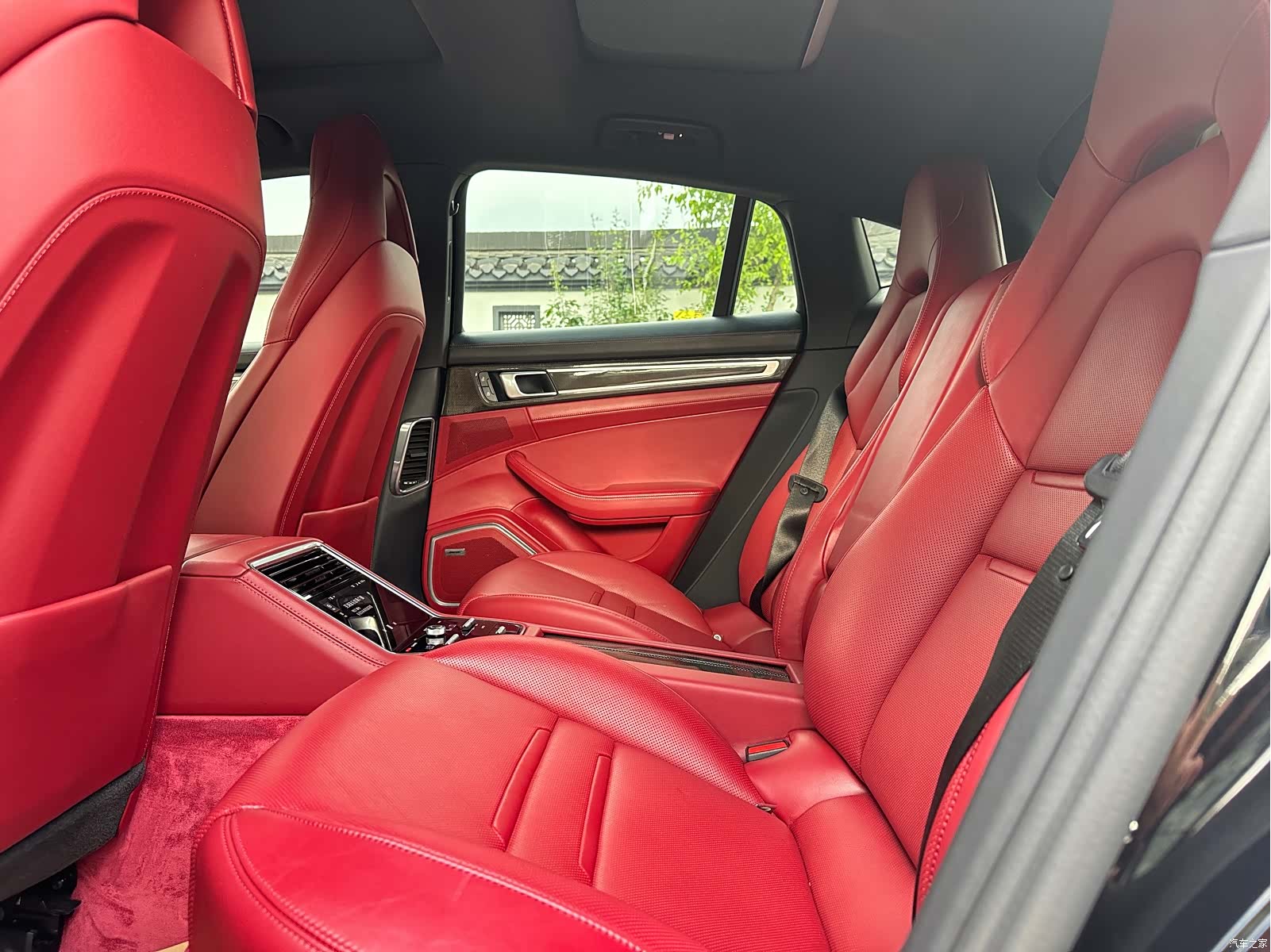 Porsche Panamera, 2022 12