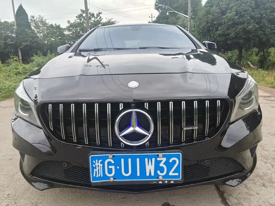 Mercedes-Benz CLA Mercedes-Benz CLA