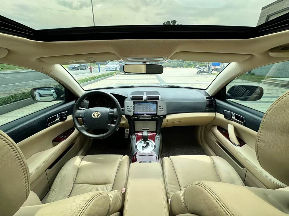 Toyota Reiz Toyota Reiz