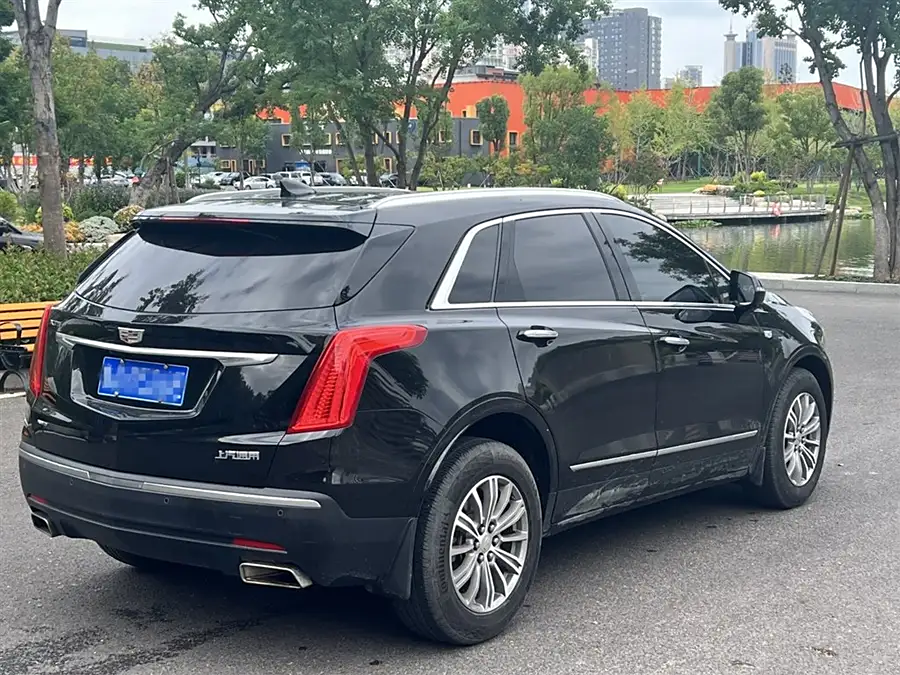 Cadidrack Cadillac XT5