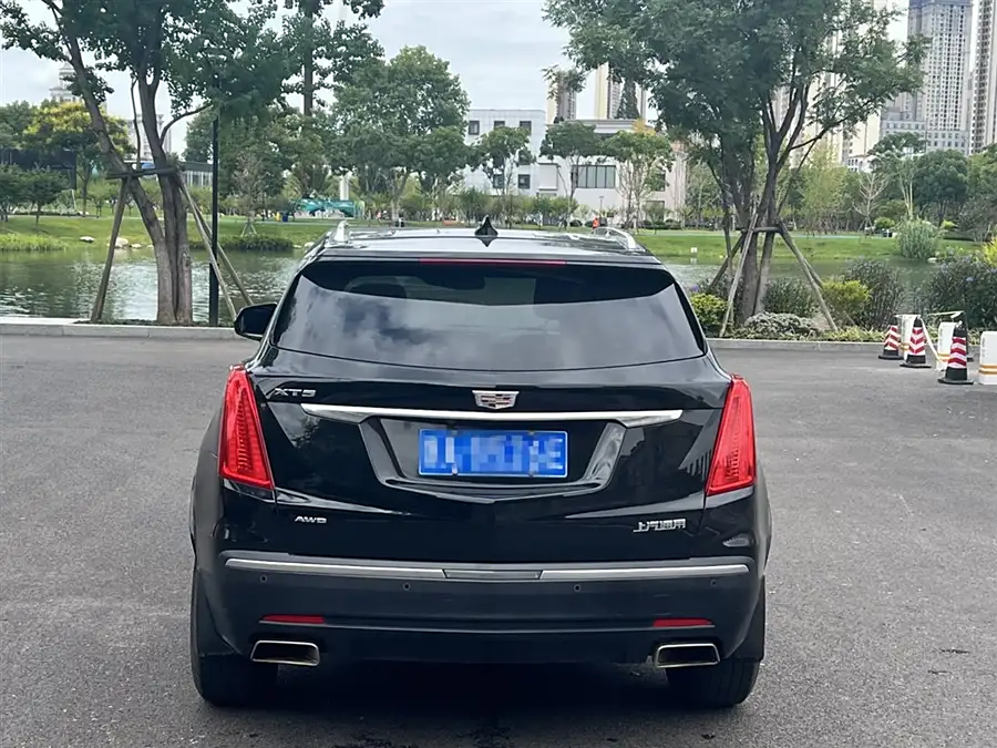 Cadidrack Cadillac XT5