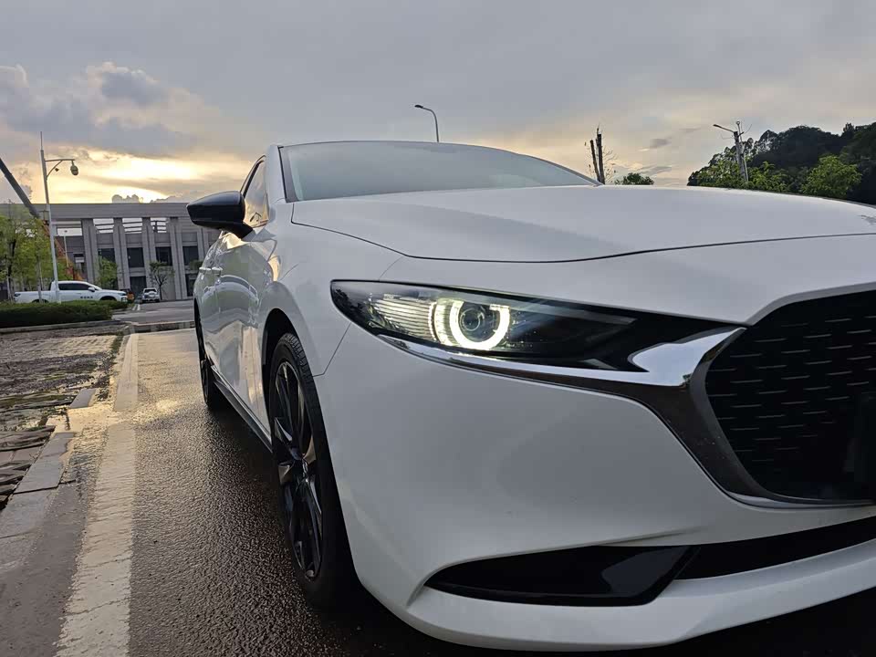 Mazda 3 Angkesaila Mazda 3 Angkesaila