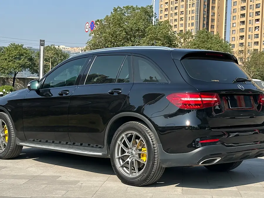 Mercedes Benz GLC