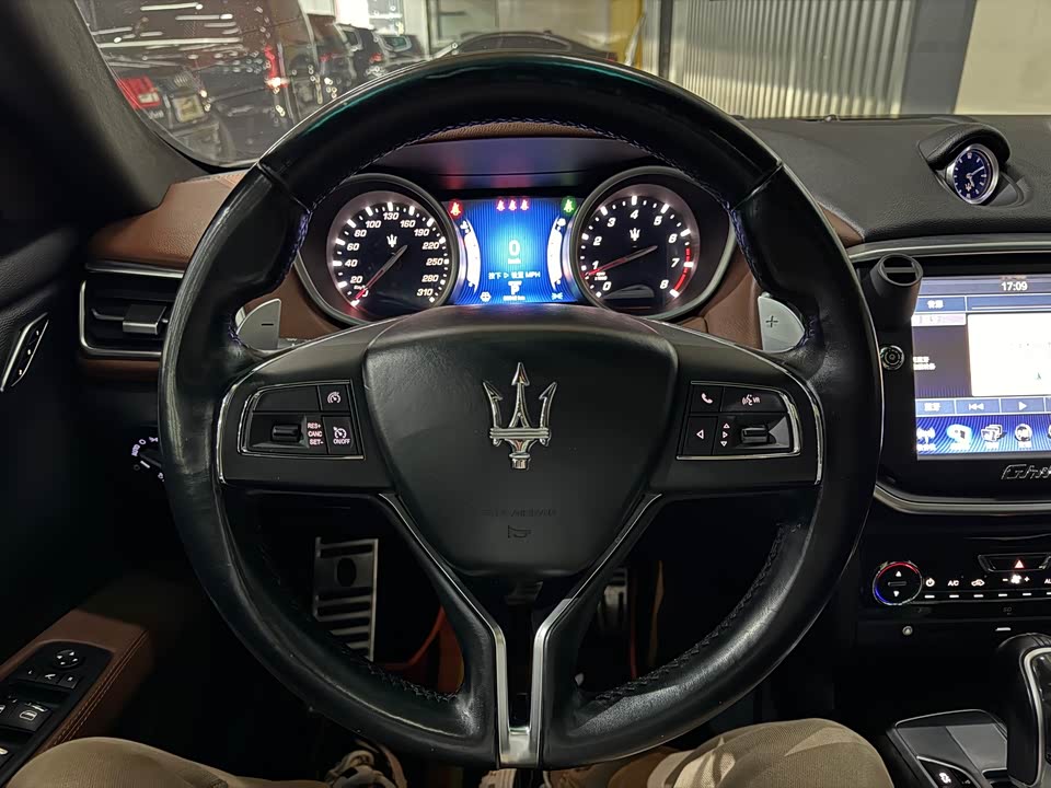 Maserati Ghibli Maserati Ghibli
