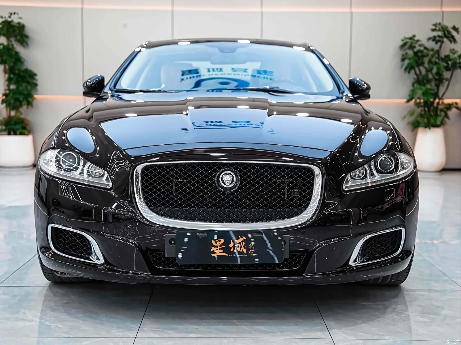 Jaguar XJ, 2013 2