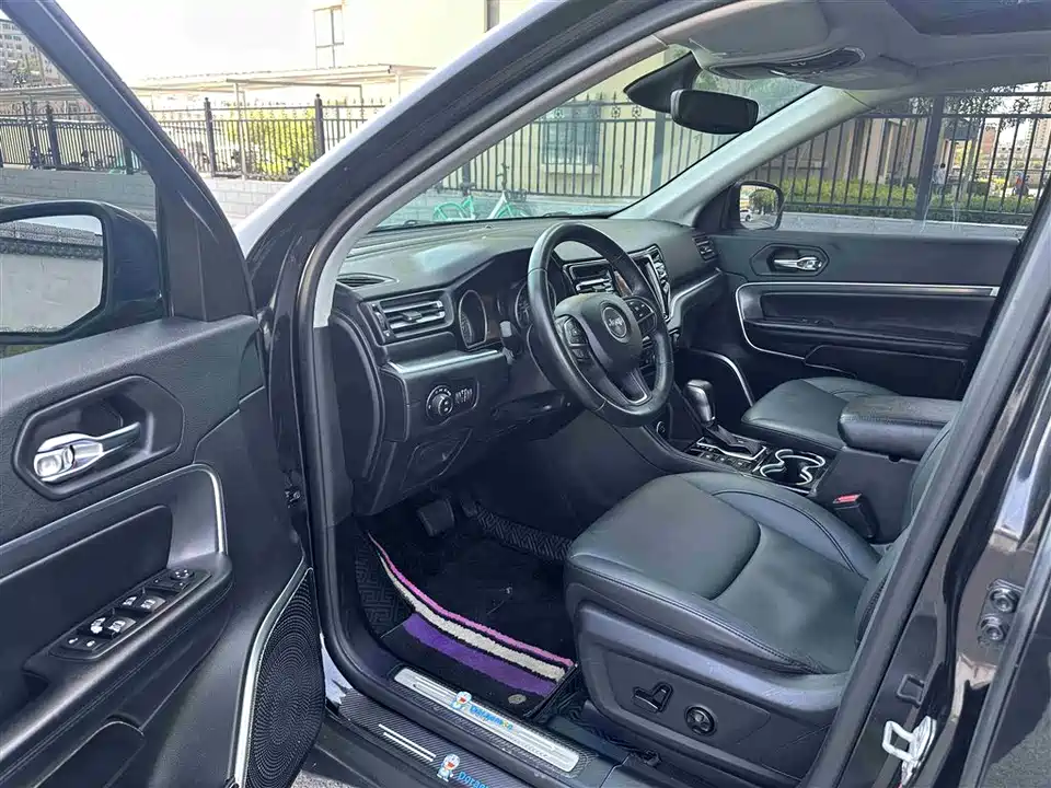 Jeep Grand Commander